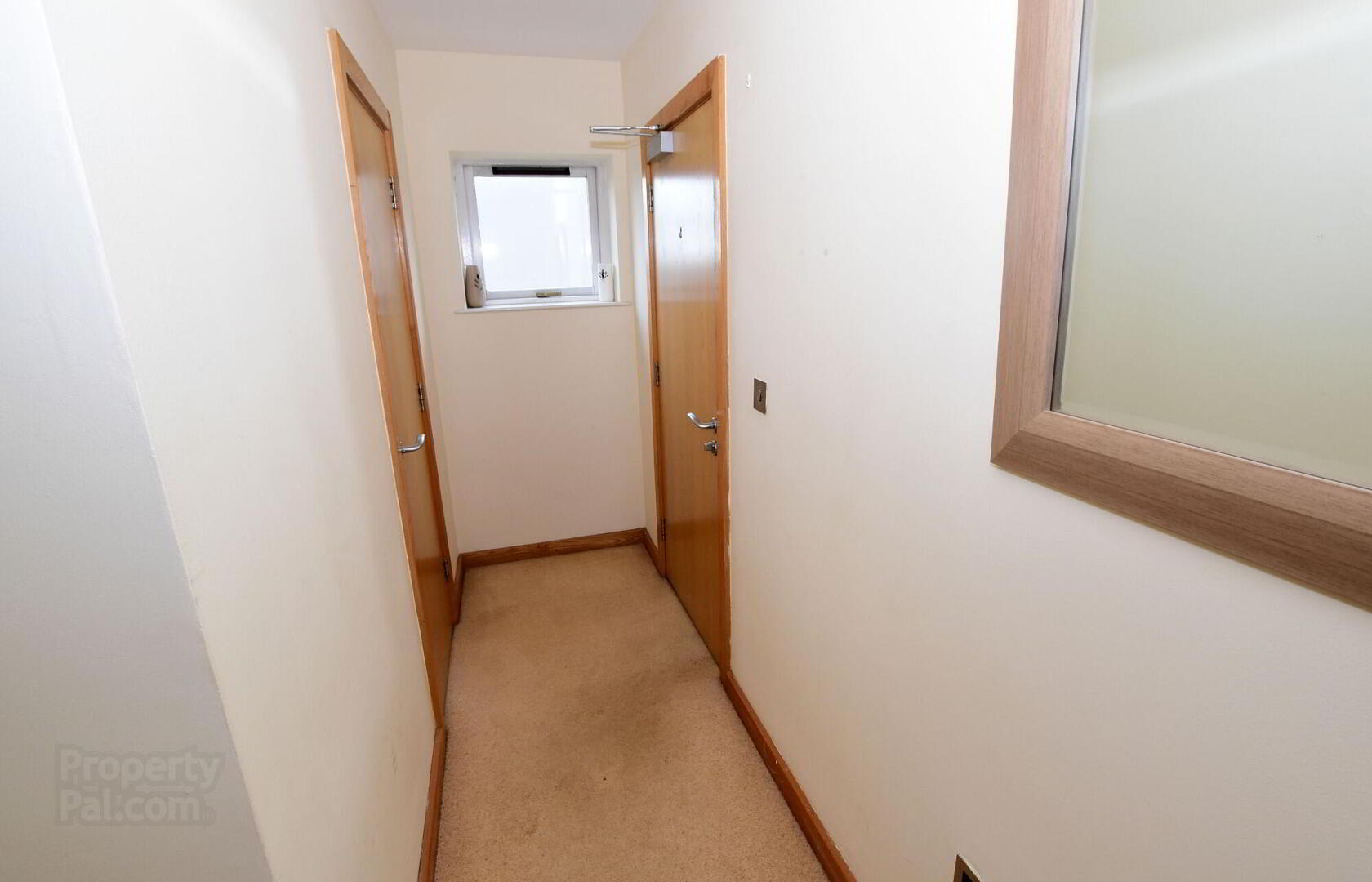 27 Village Court 4 of 22