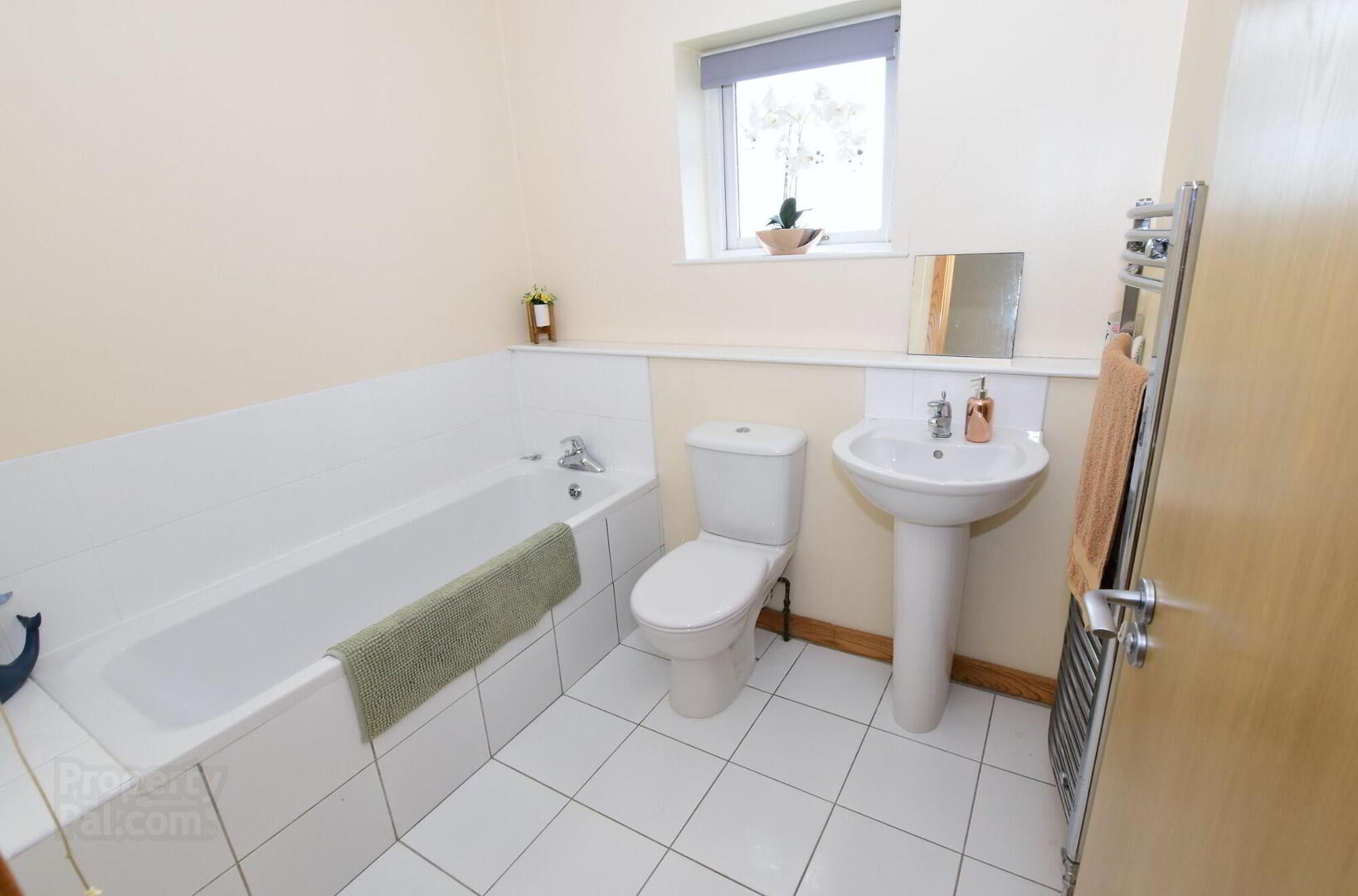 27 Village Court 17 of 22