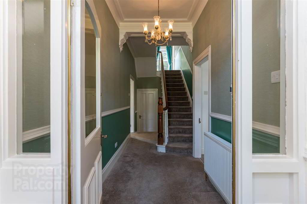 11 Parkmount Road 3 of 19