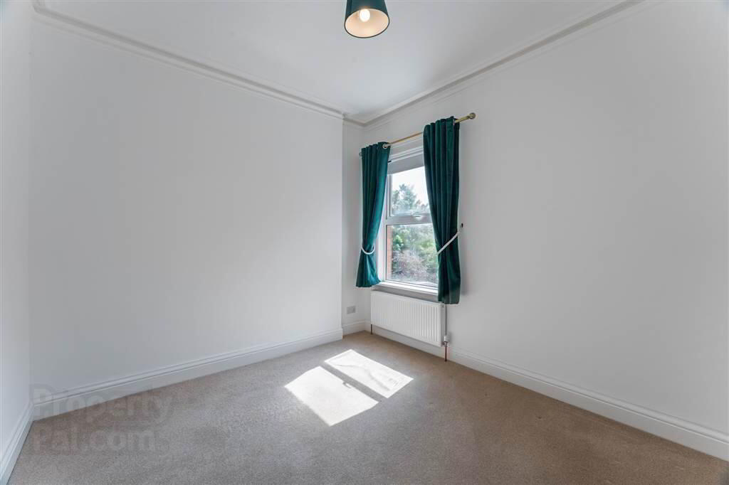 11 Parkmount Road 16 of 19