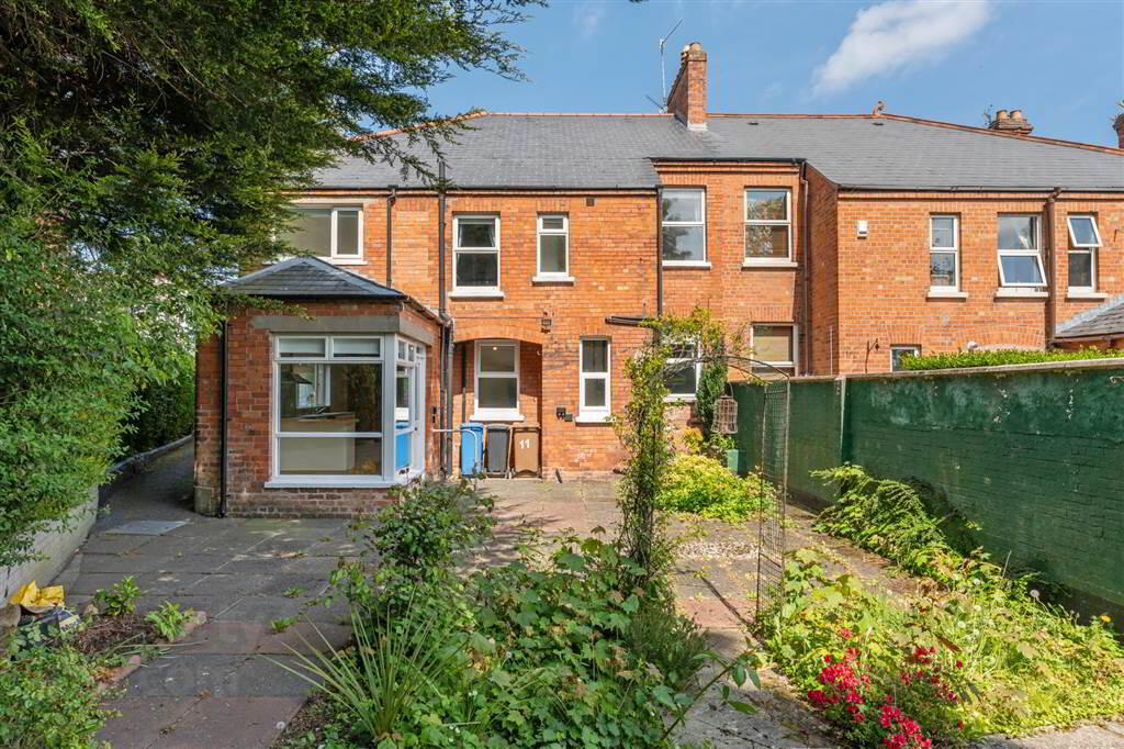 11 Parkmount Road 17 of 19