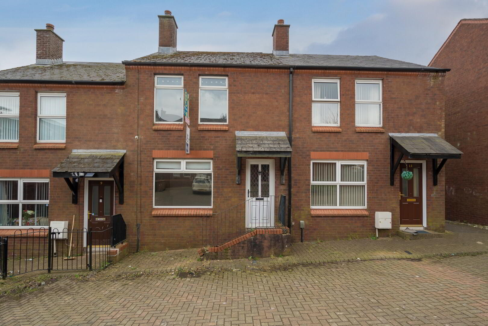 10 Leggah Court 1 of 12