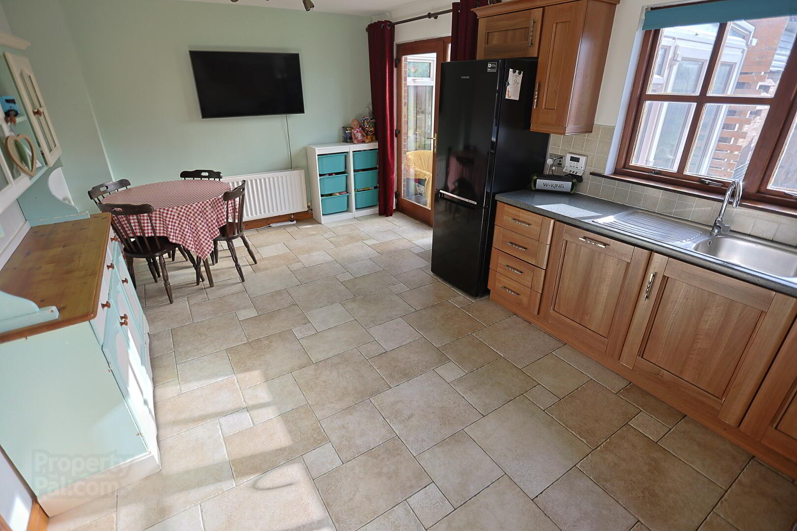 38 Glebe Hill Manor 7 of 42