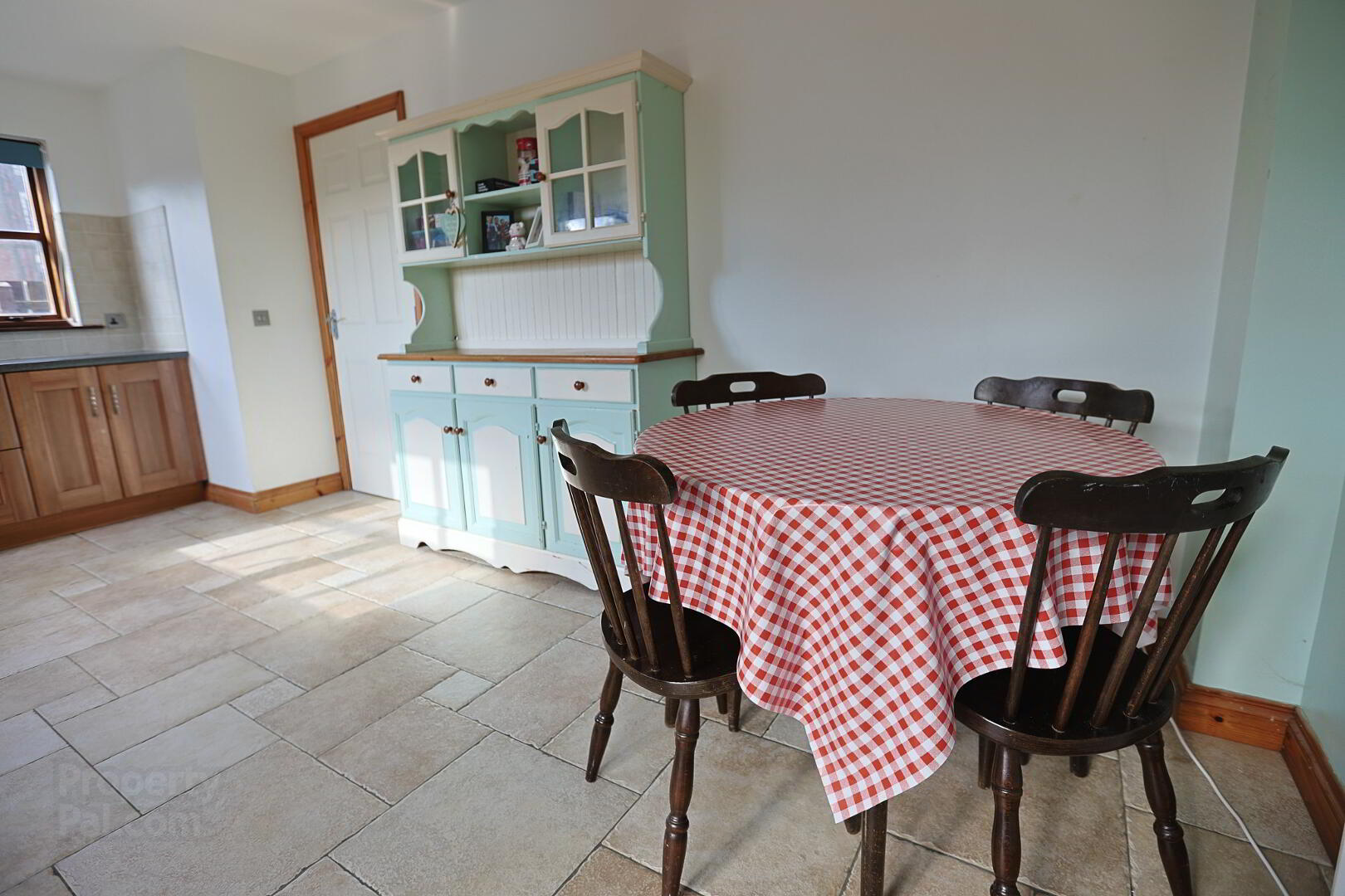 38 Glebe Hill Manor 9 of 42