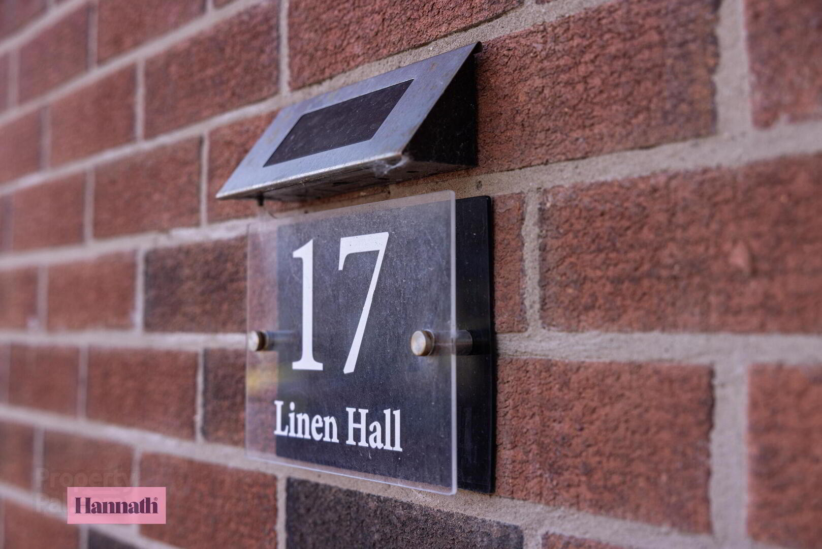 17 Linen Hall 2 of 31