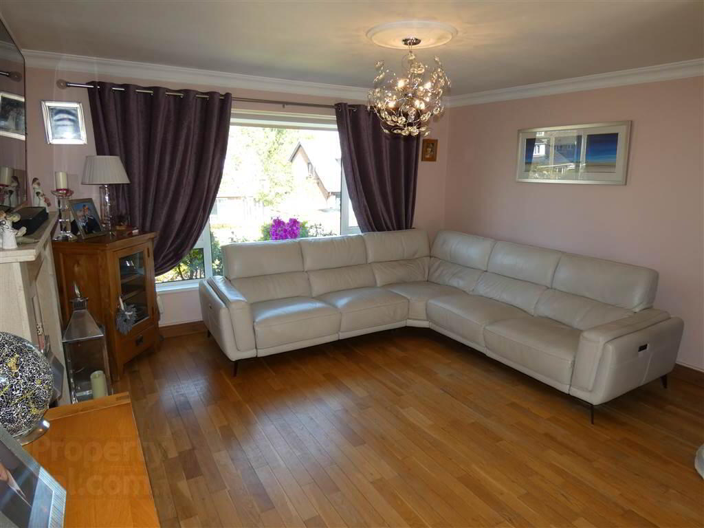 11 Dermott Gardens 6 of 29