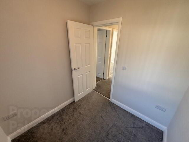 Short Term Let, 15 Church Road 25 of 37