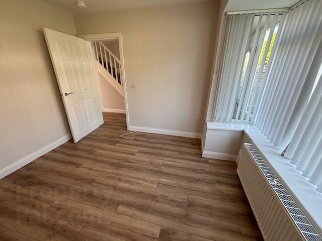 Short Term Let, 15 Church Road 19 of 37