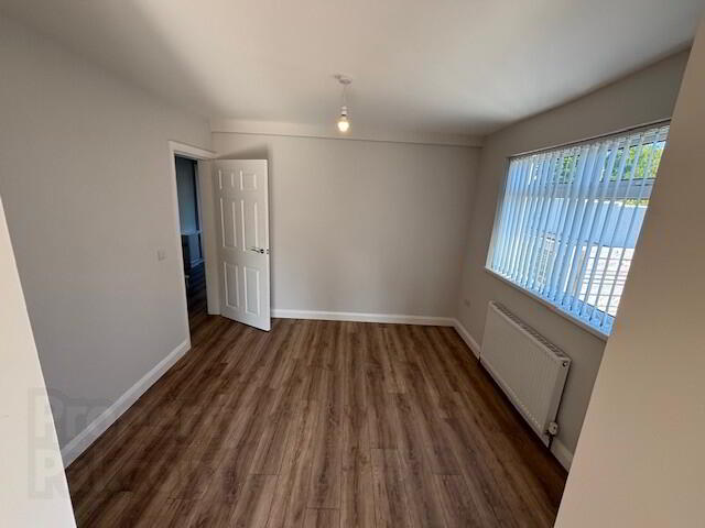 Short Term Let, 15 Church Road 17 of 37