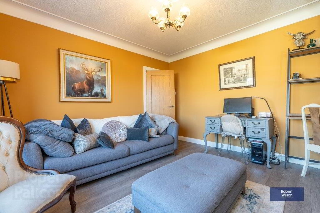 52 Waringstown Road 6 of 32
