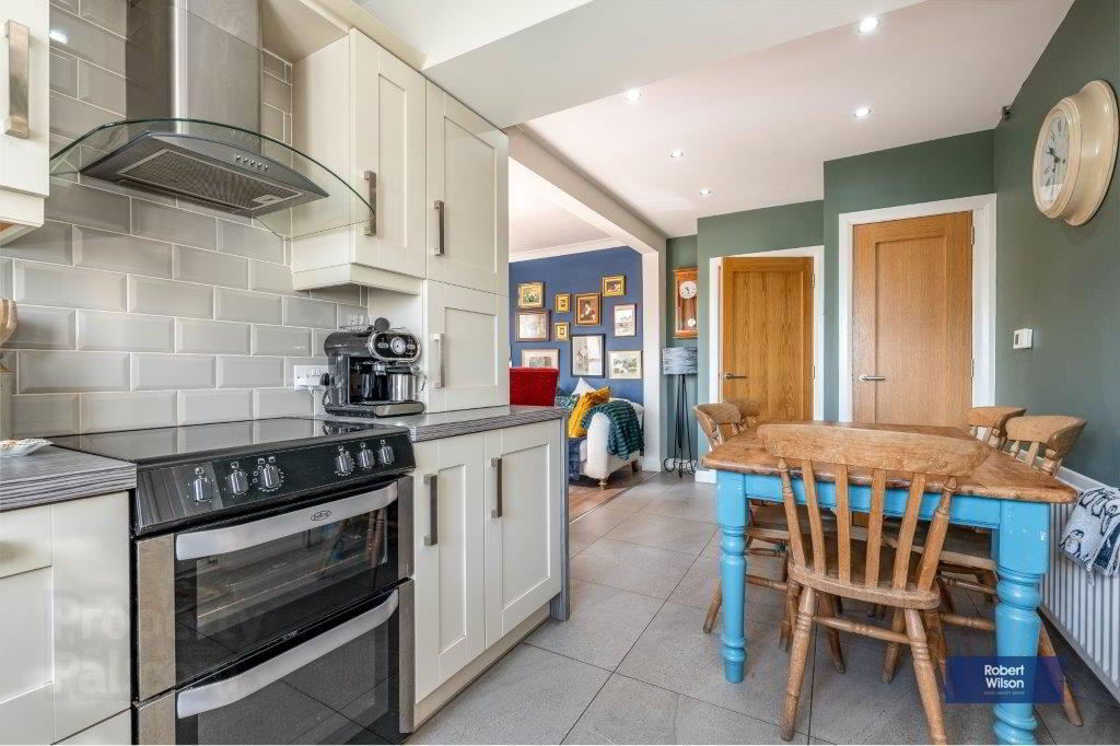 52 Waringstown Road 12 of 32