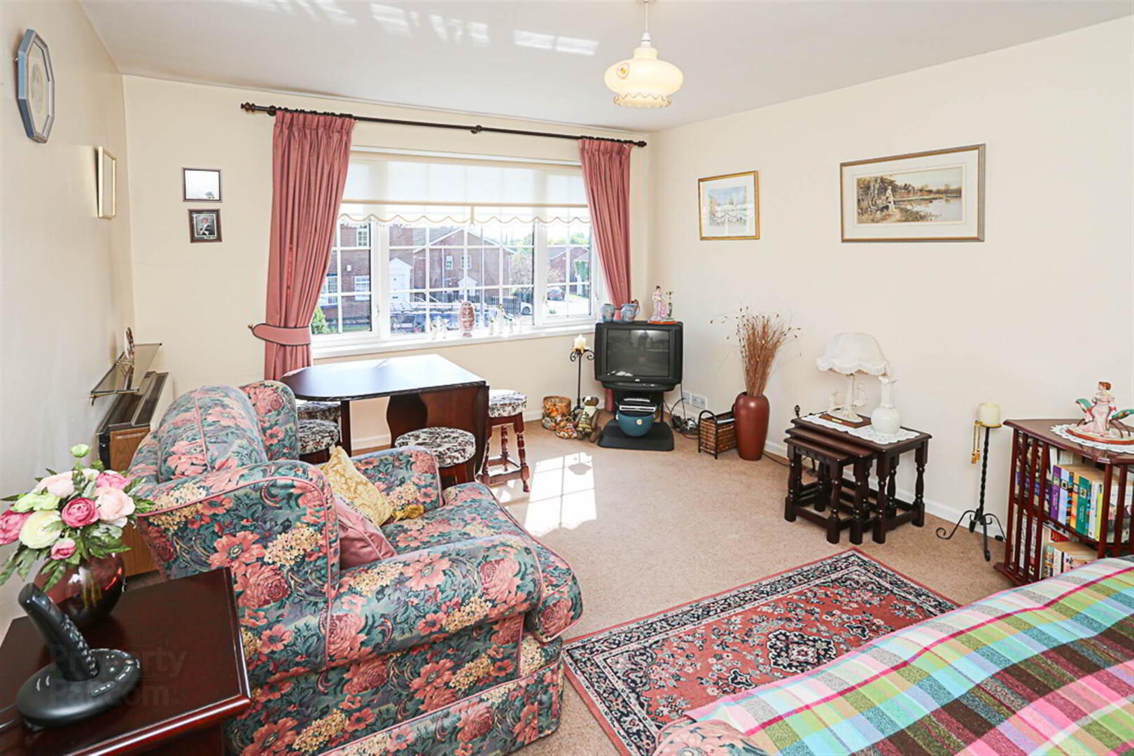 5a Strathearn Court 8 of 15