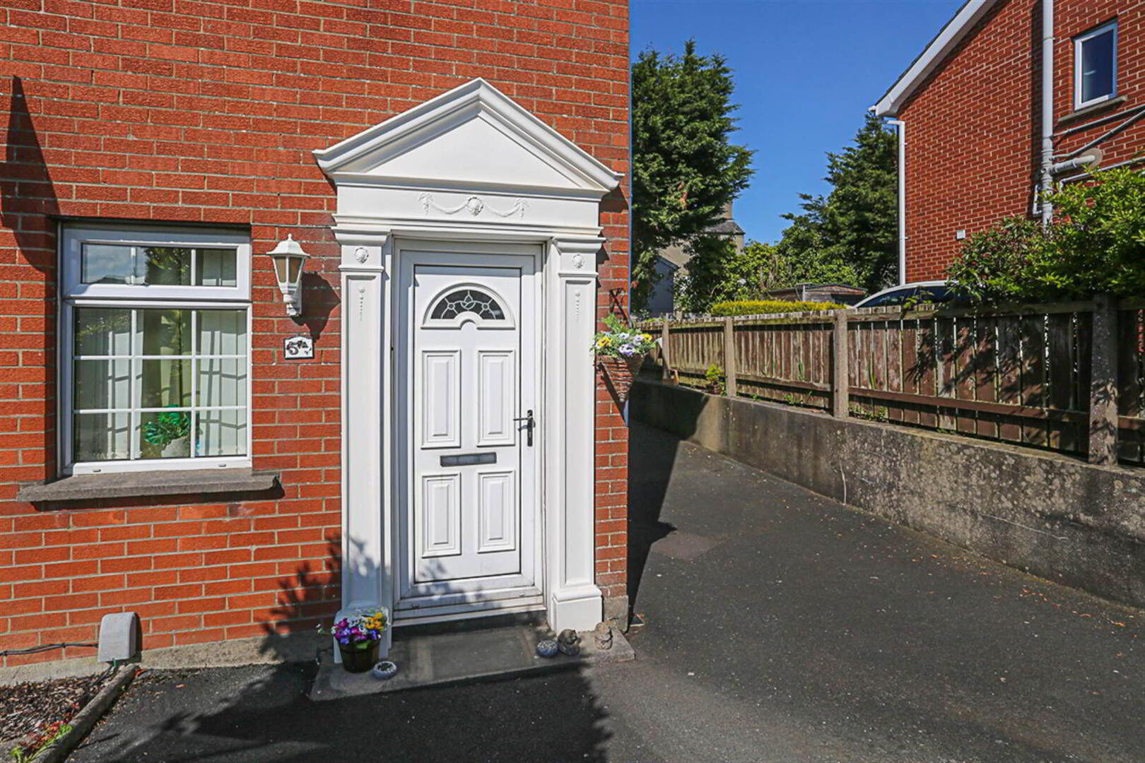 property description image