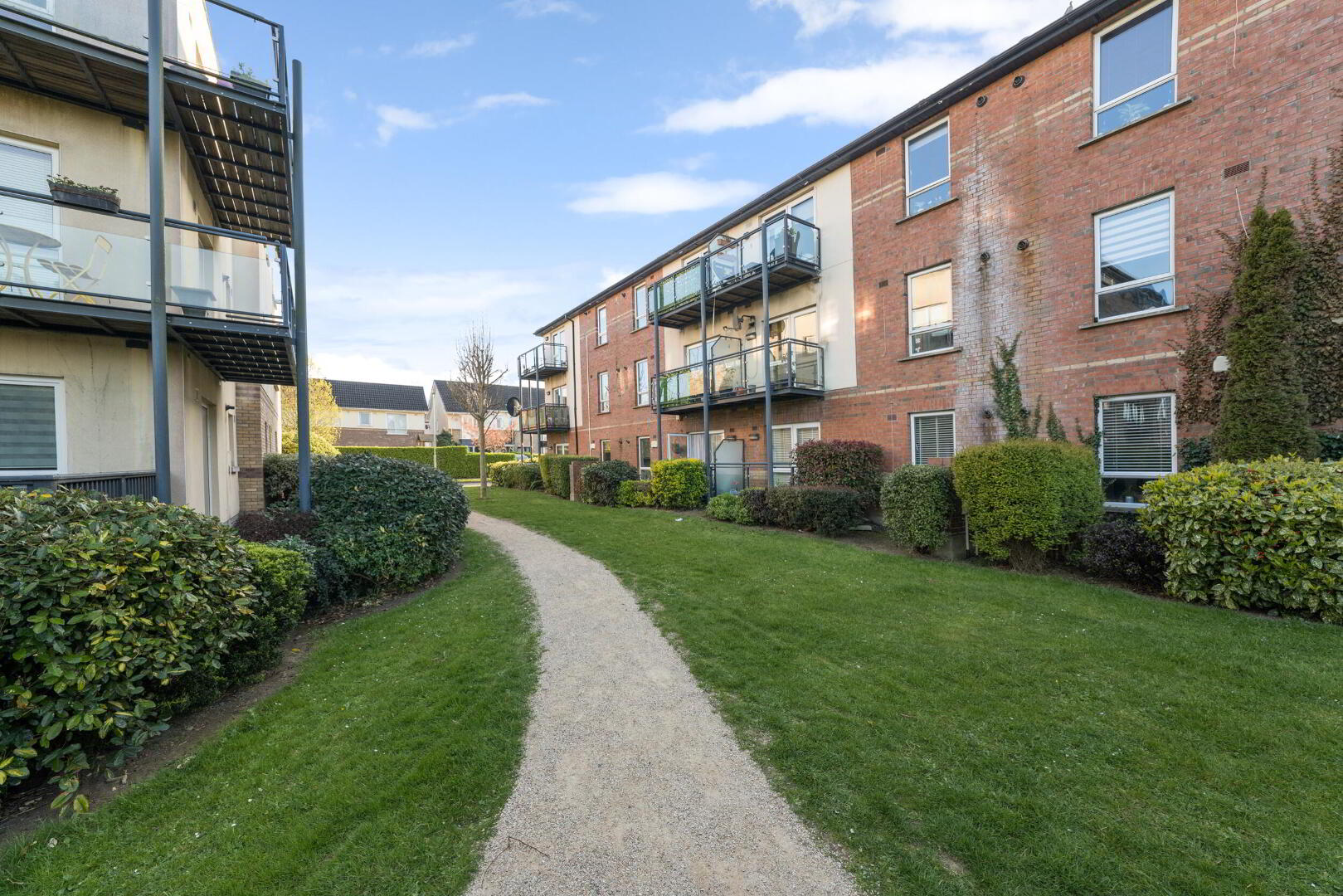 78 Apt. Block, D Cedar Square 18 of 18