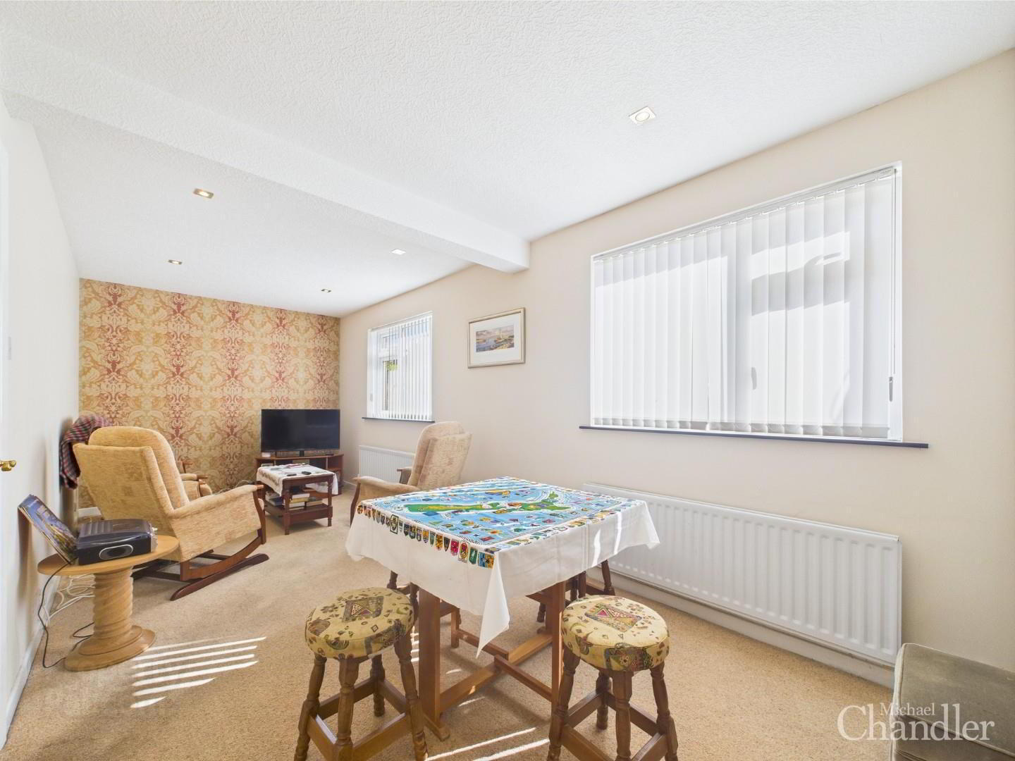 35 Glenholm Crescent 6 of 24