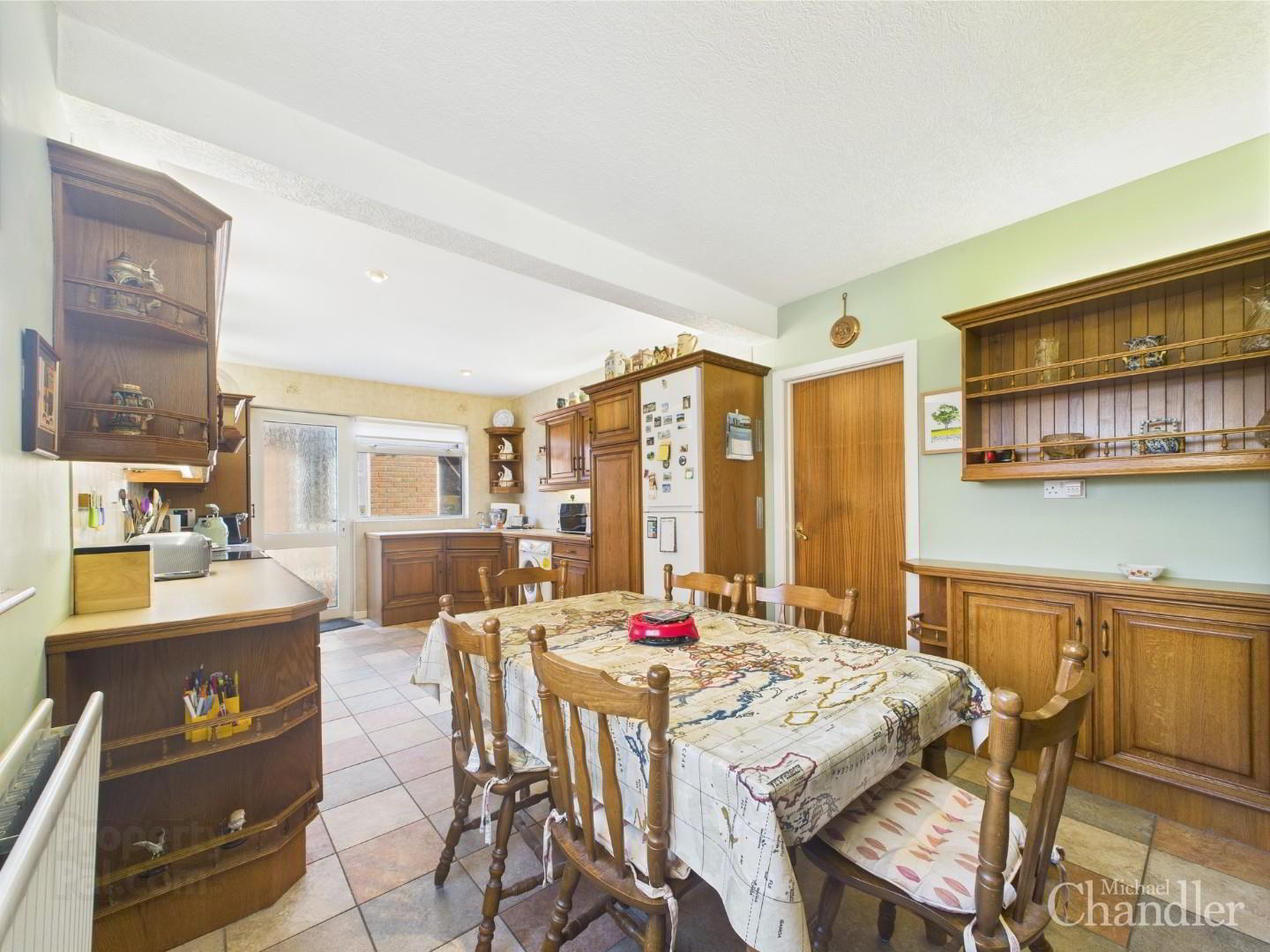 35 Glenholm Crescent 7 of 24