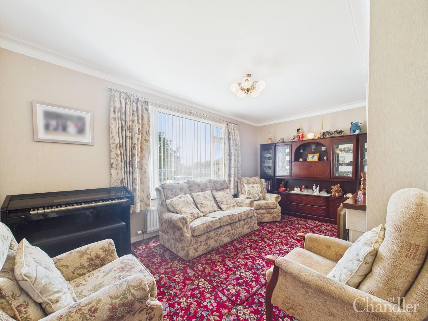 35 Glenholm Crescent 4 of 24