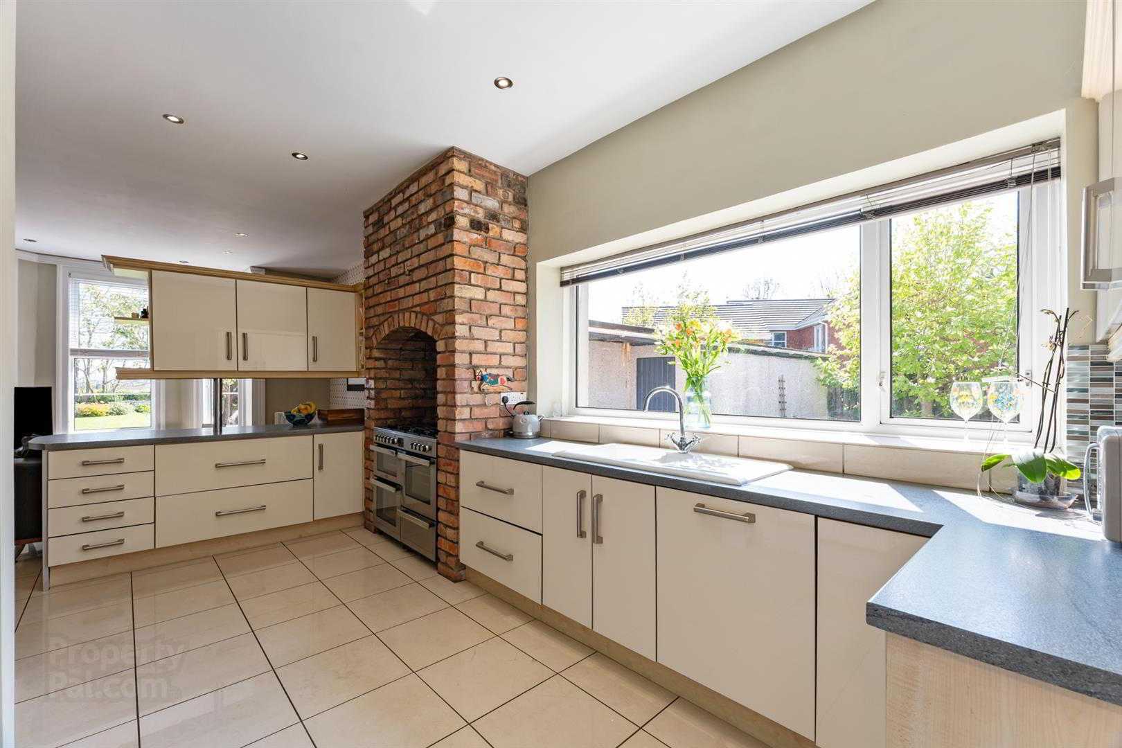 24 Woodburn Road 14 of 31