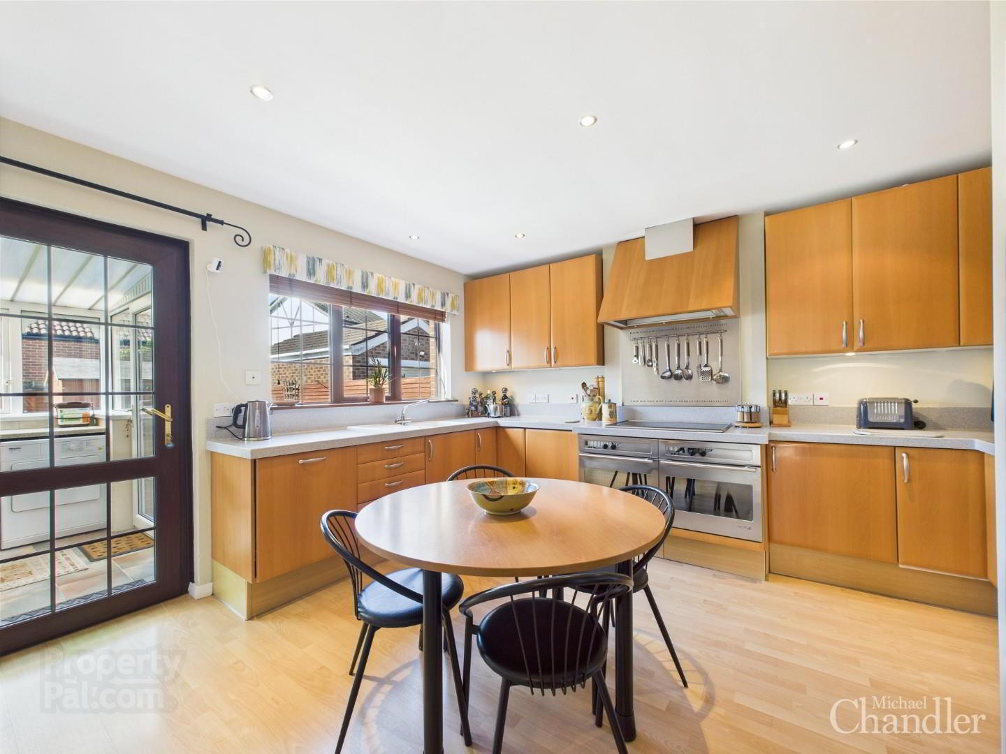 13 Finsbury Crescent 10 of 19