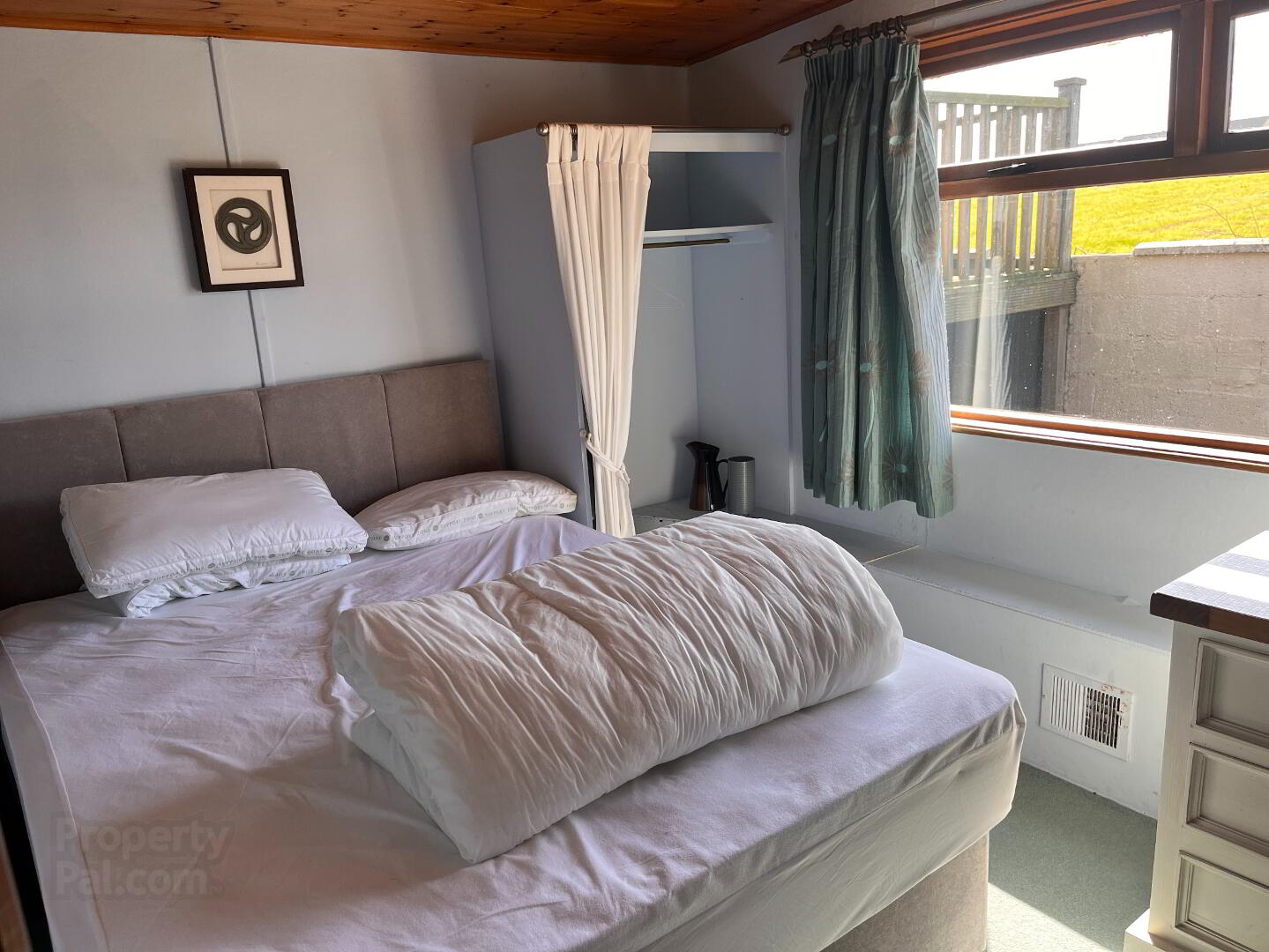 46/47 Clogher Cove 12 of 16