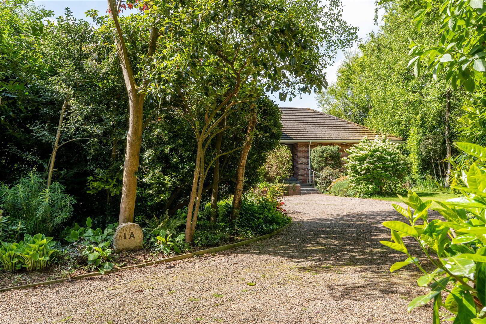 property description image