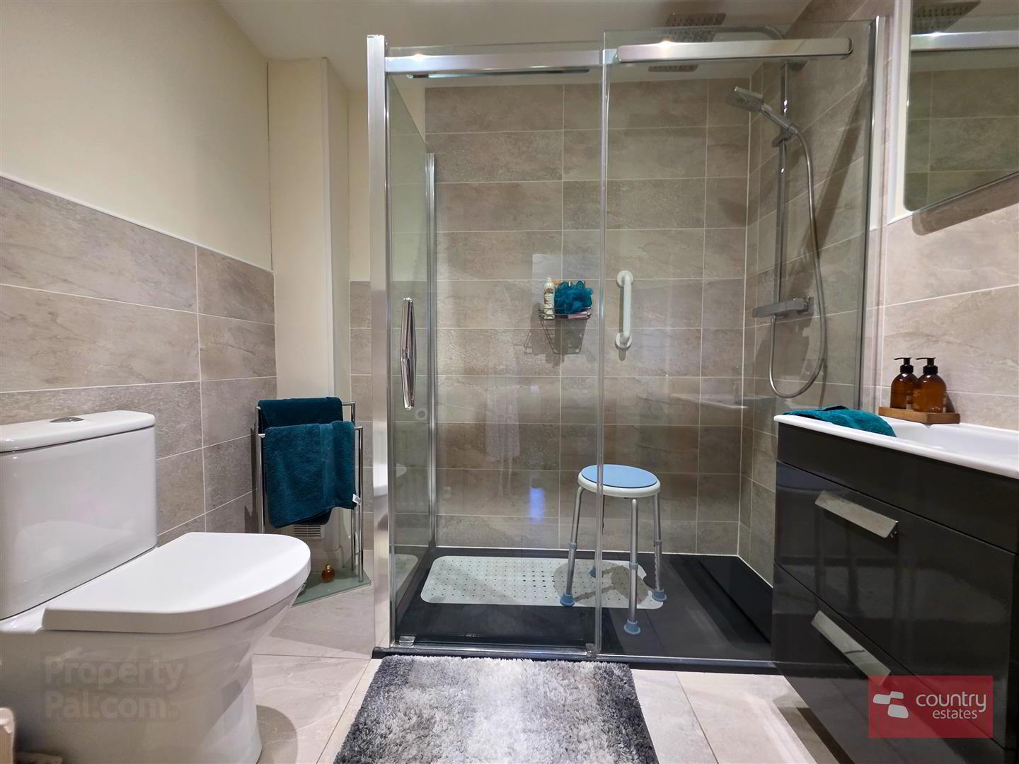 Apt 7, Lynview Mews 15 of 17