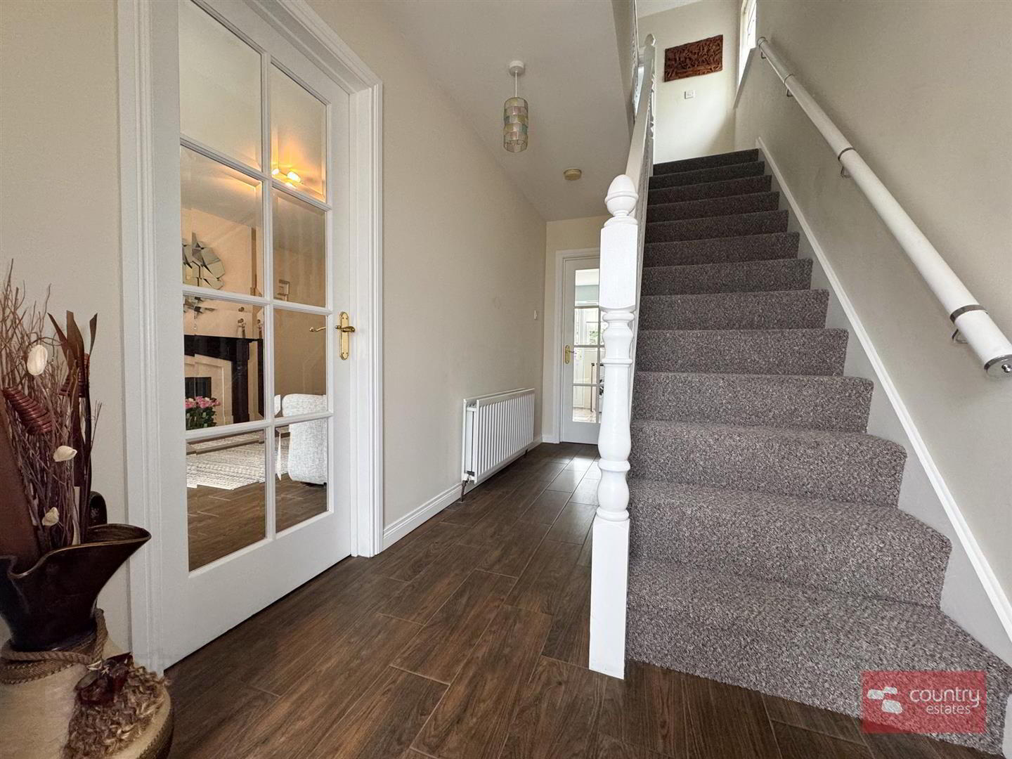 16 Huntingdale Way 3 of 25
