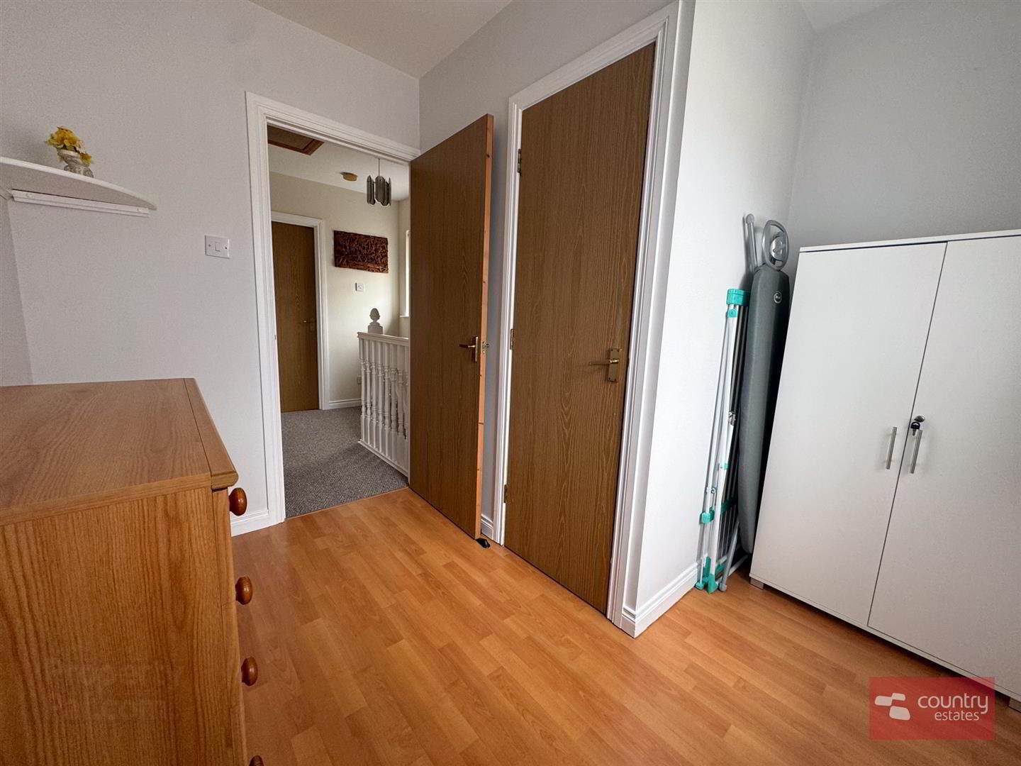 16 Huntingdale Way 18 of 25