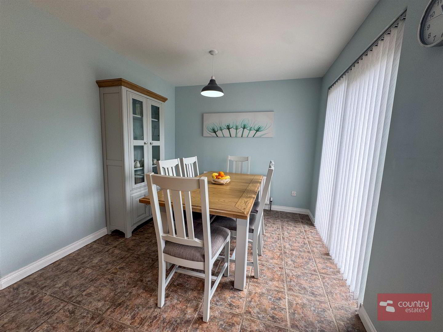 16 Huntingdale Way 12 of 25