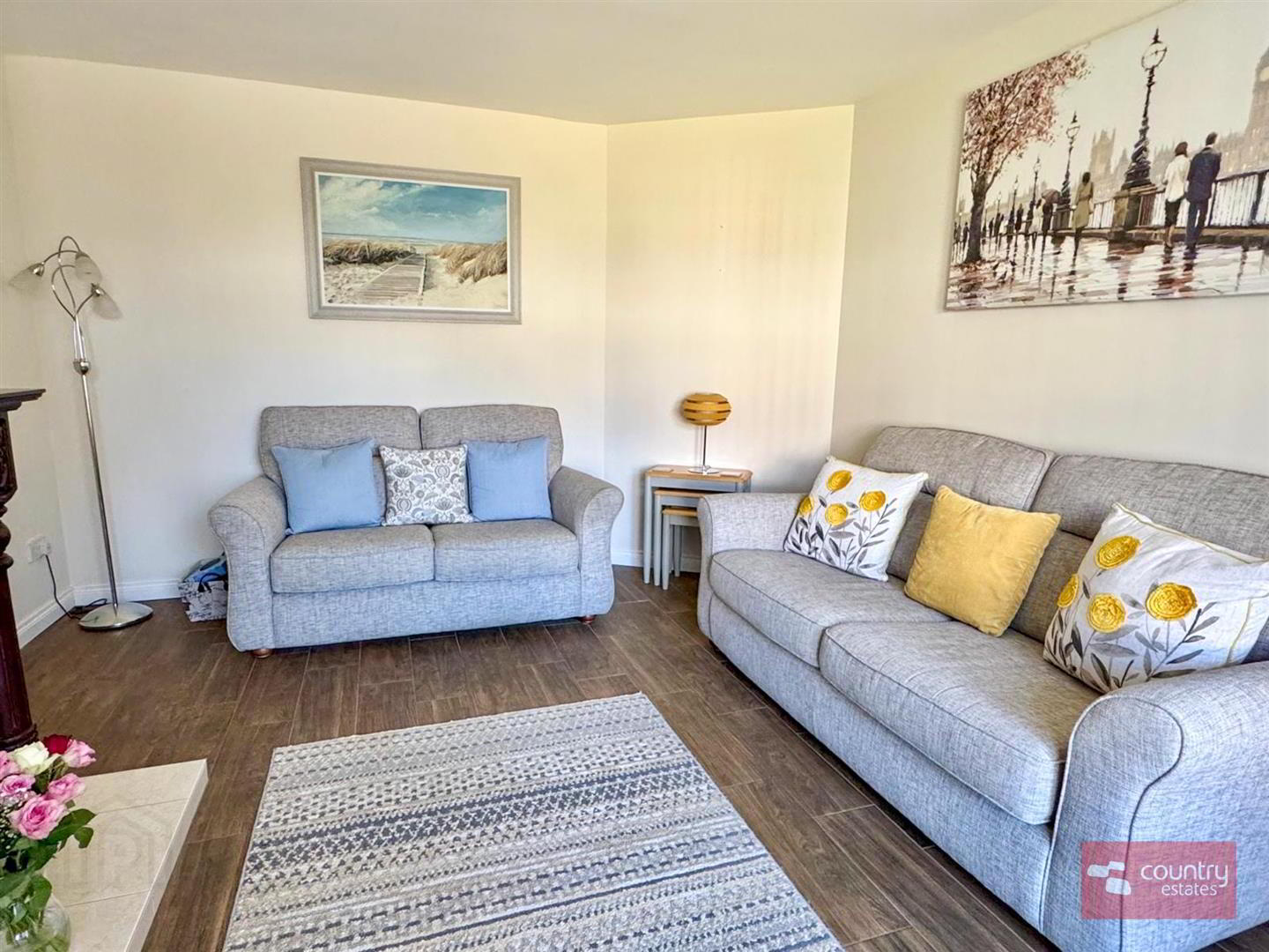 16 Huntingdale Way 6 of 27