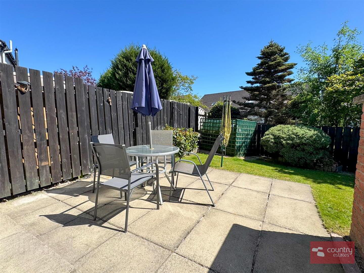 16 Huntingdale Way 25 of 27