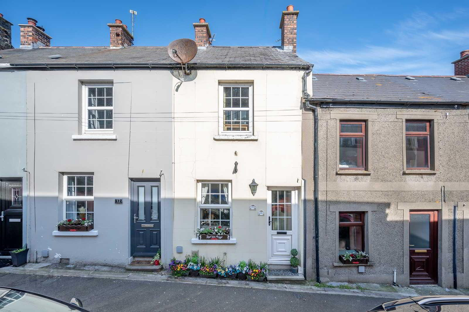 14 Hunters Lane 1 of 14