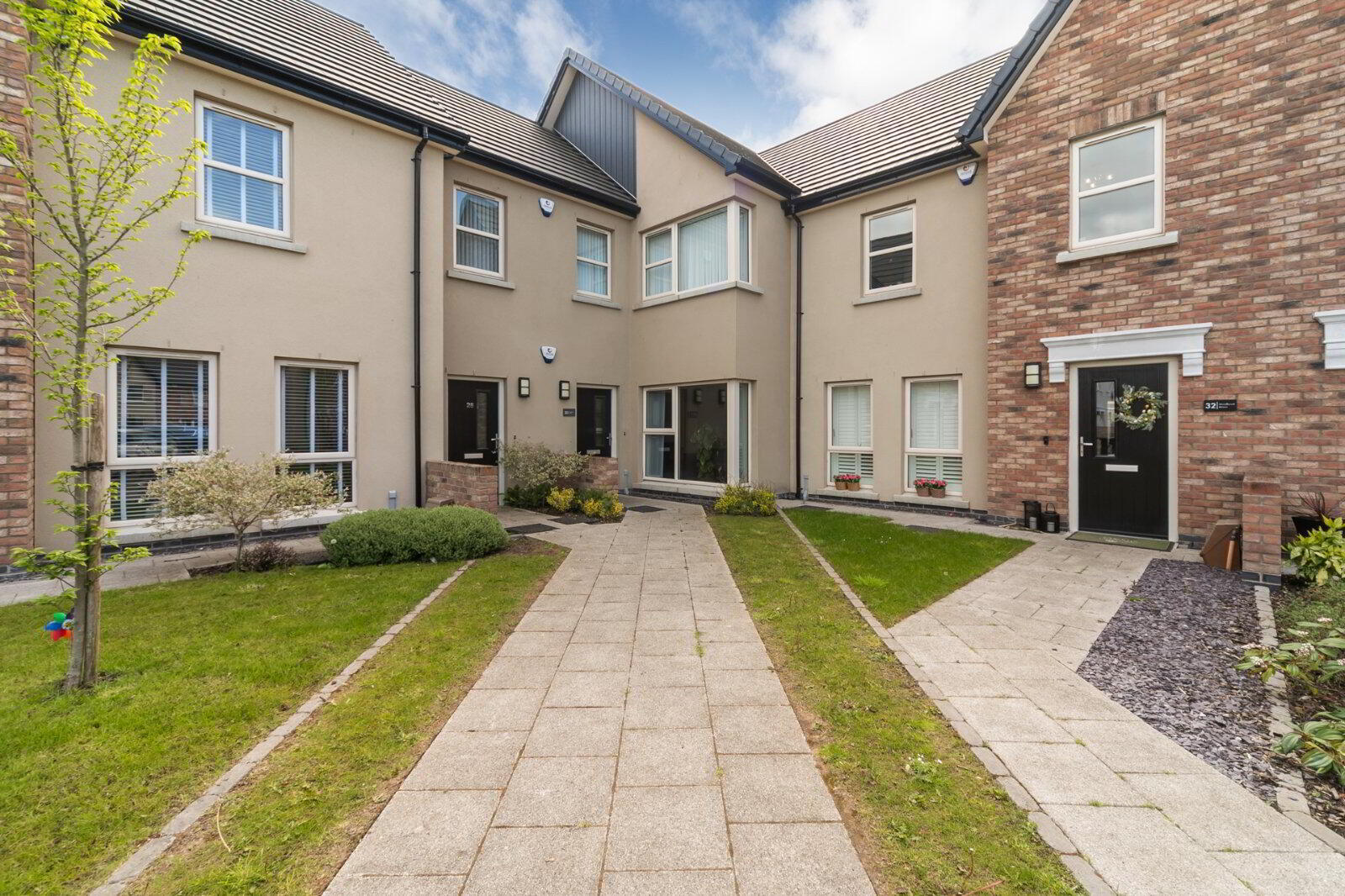 30 Woodbrook Manor 1 of 15