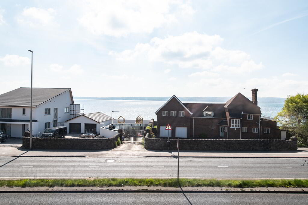 Apartment 4 84 Shore Road 21 of 24