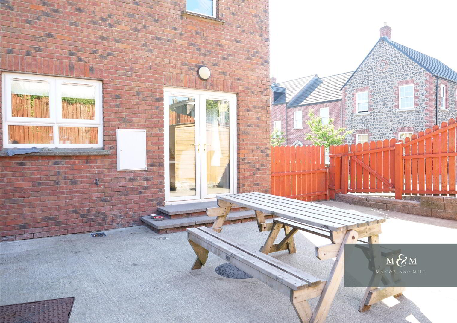 1 Fair Green Court 31 of 33