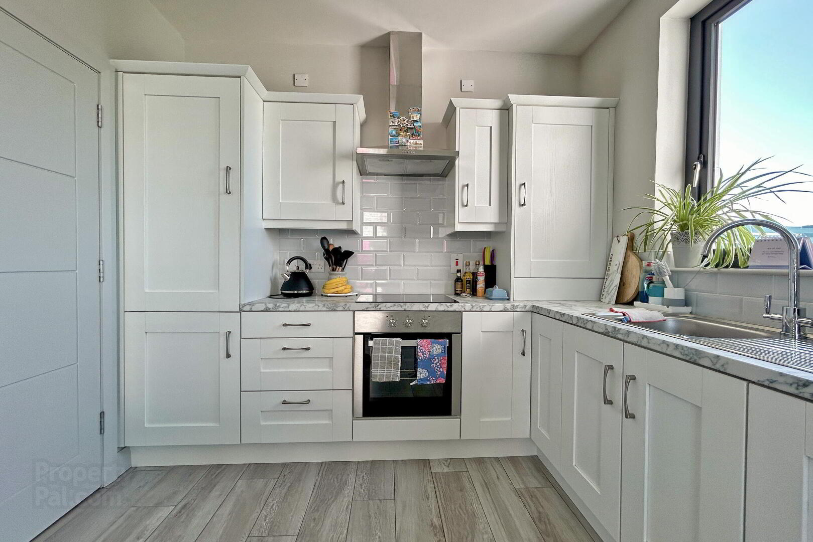 15 Hatheran Square 5 of 22