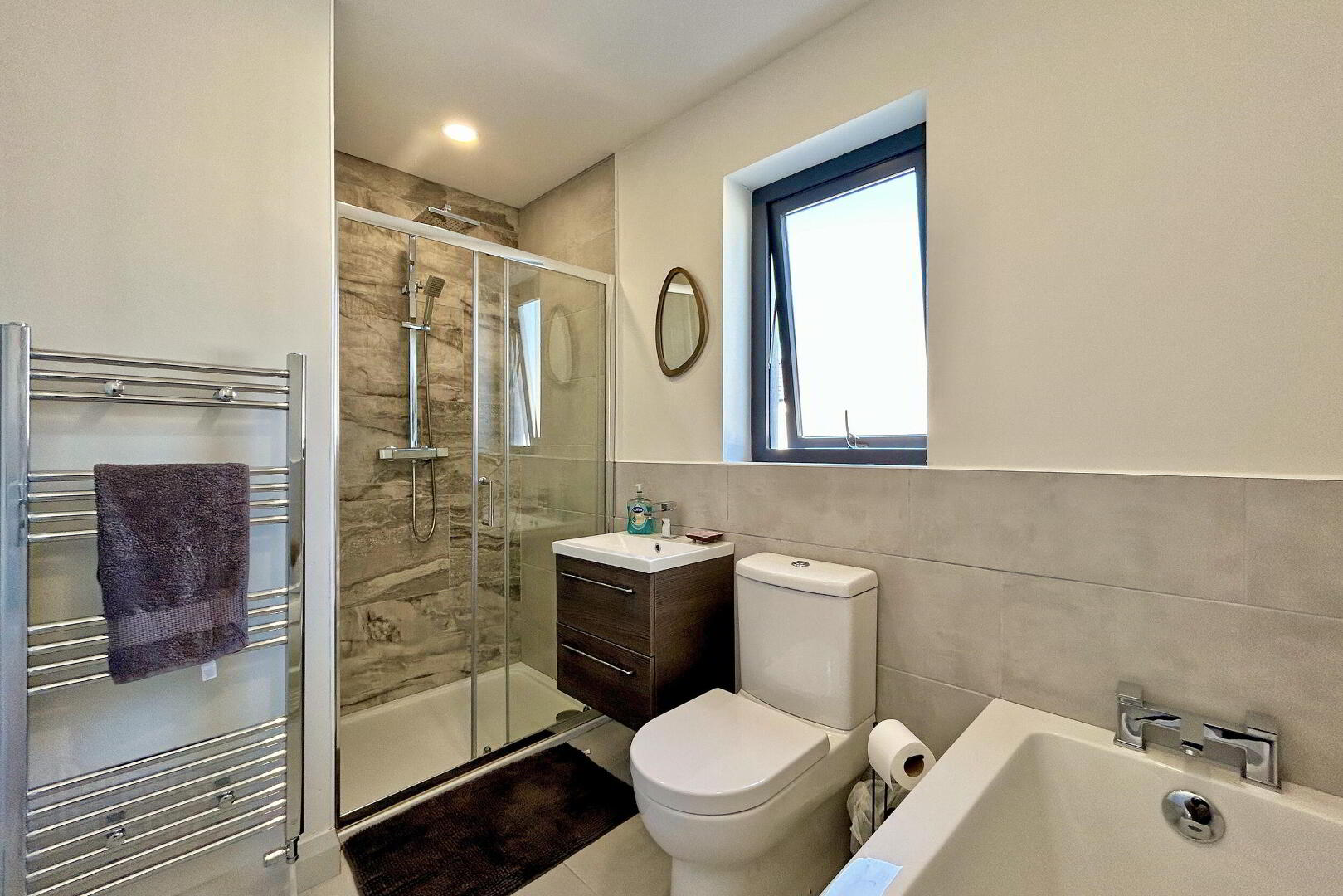 15 Hatheran Square 17 of 22