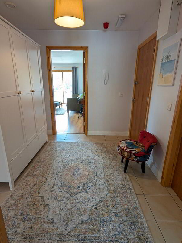 Apt. 1 The Oaks, Woodford Meadows 4 of 30
