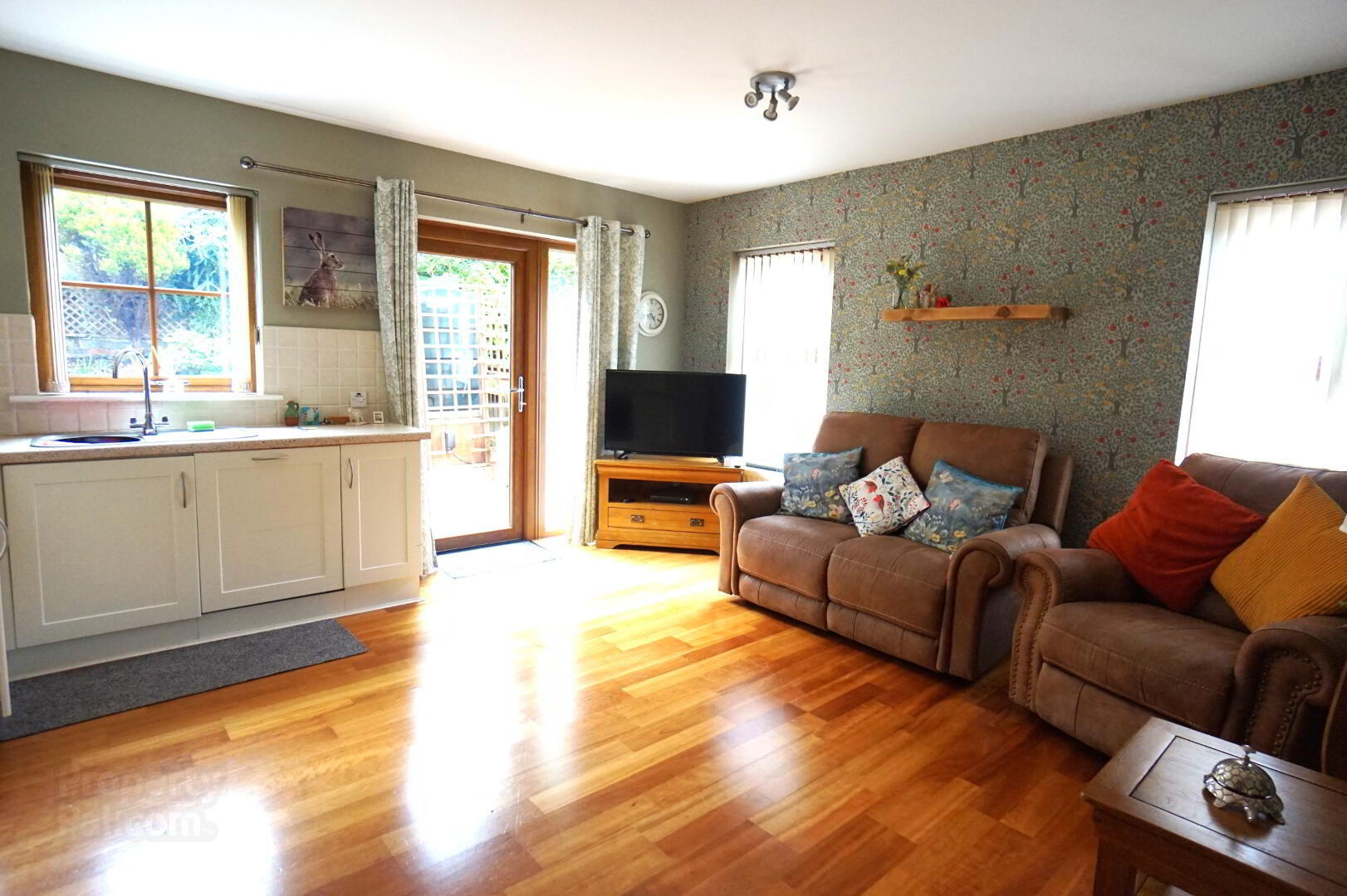 3 Burnbrae Mews 3 of 12