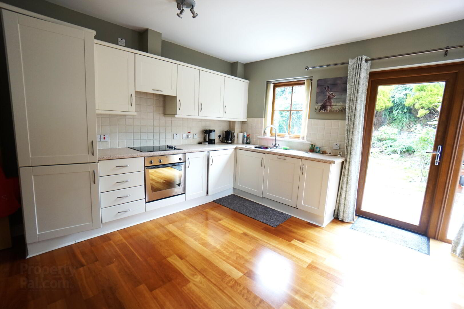 3 Burnbrae Mews 4 of 12