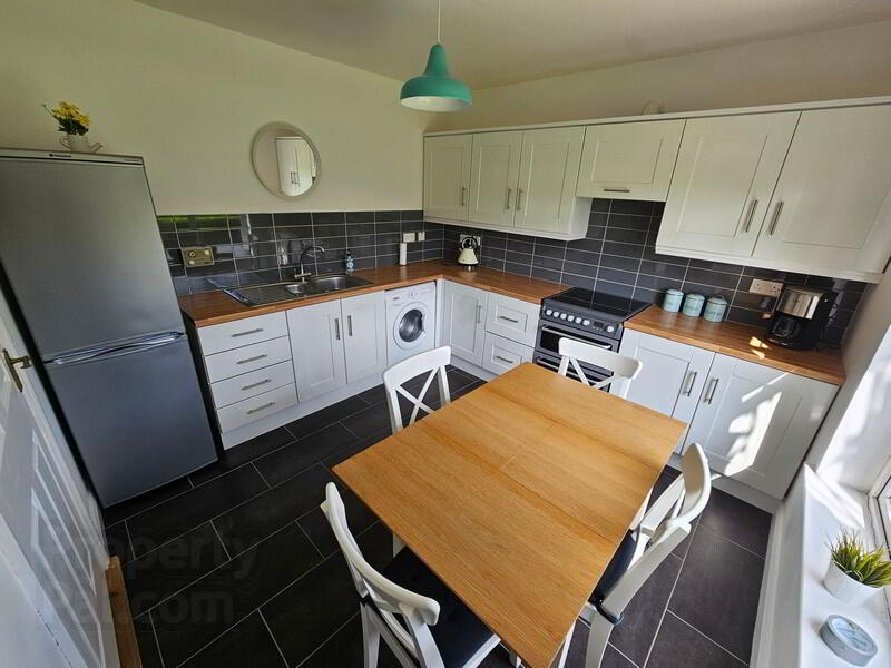 Apt. 1 Annalee, Russell Quay 10 of 19