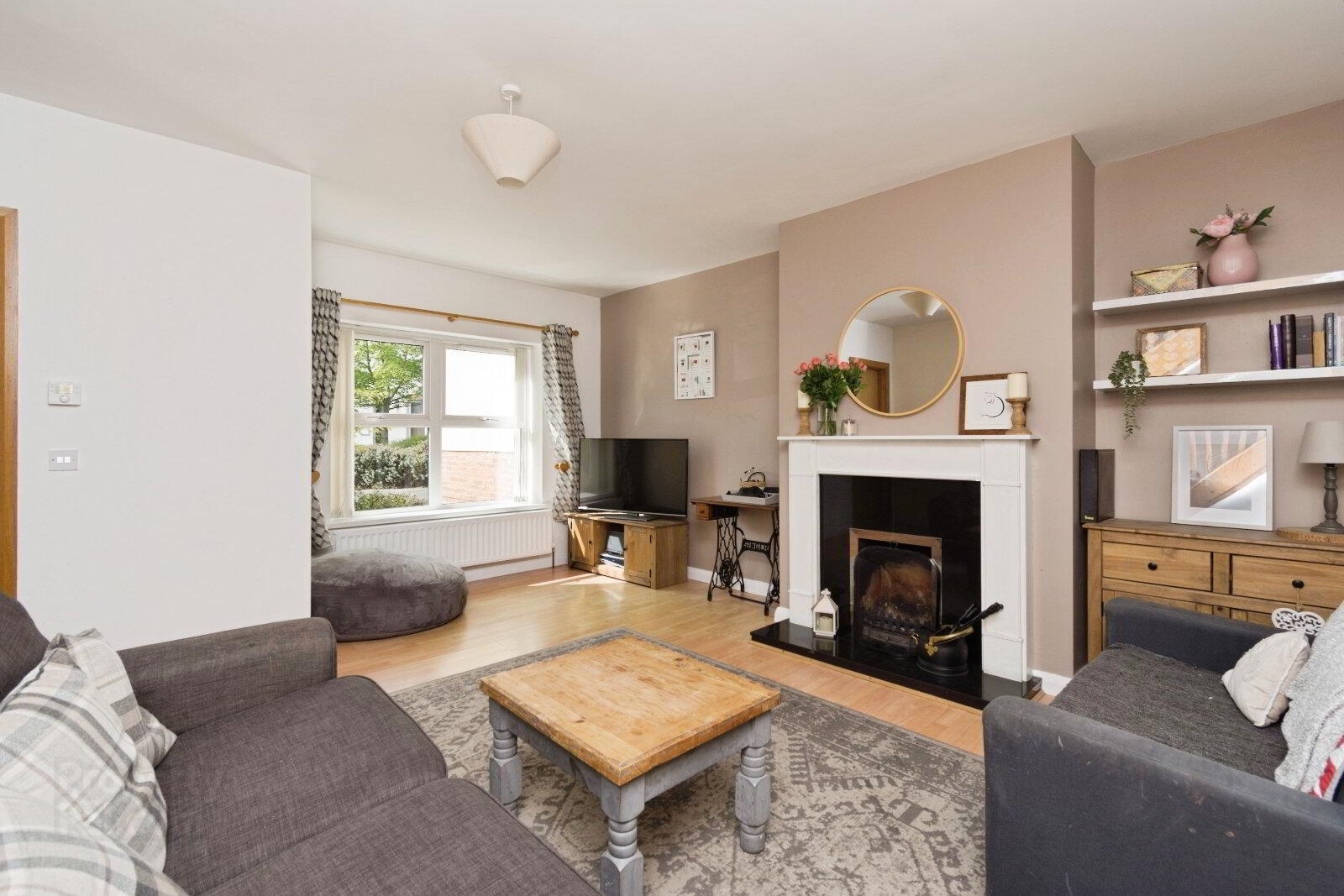 property description image