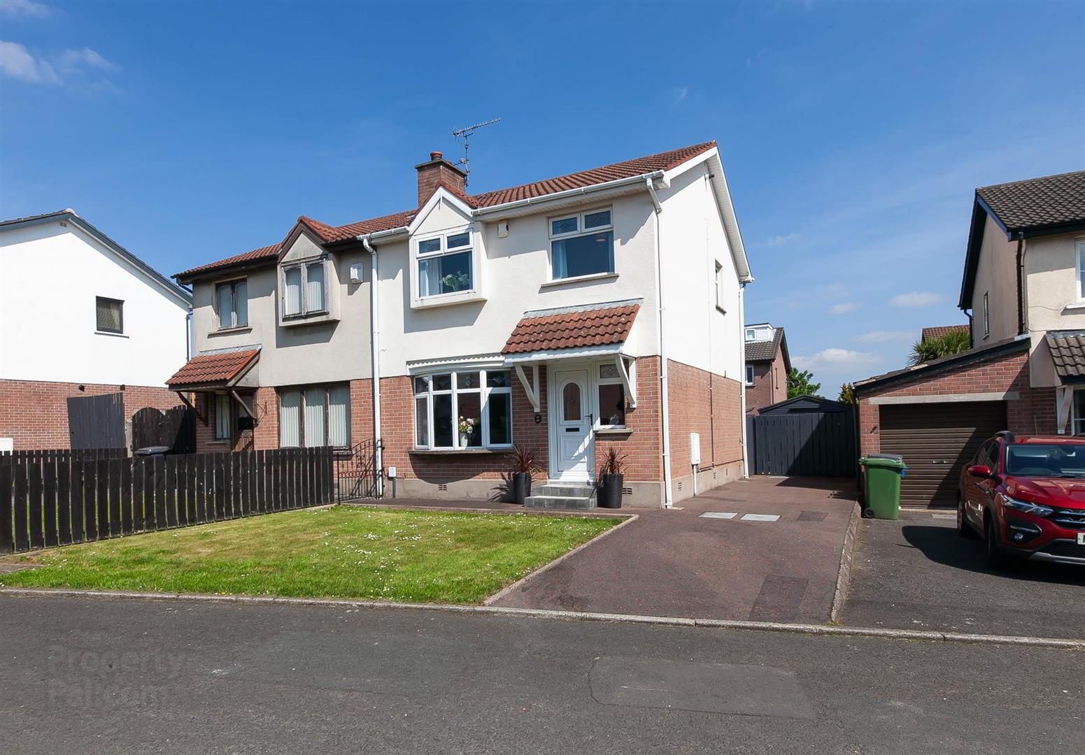 49 Lagmore Grove 1 of 25