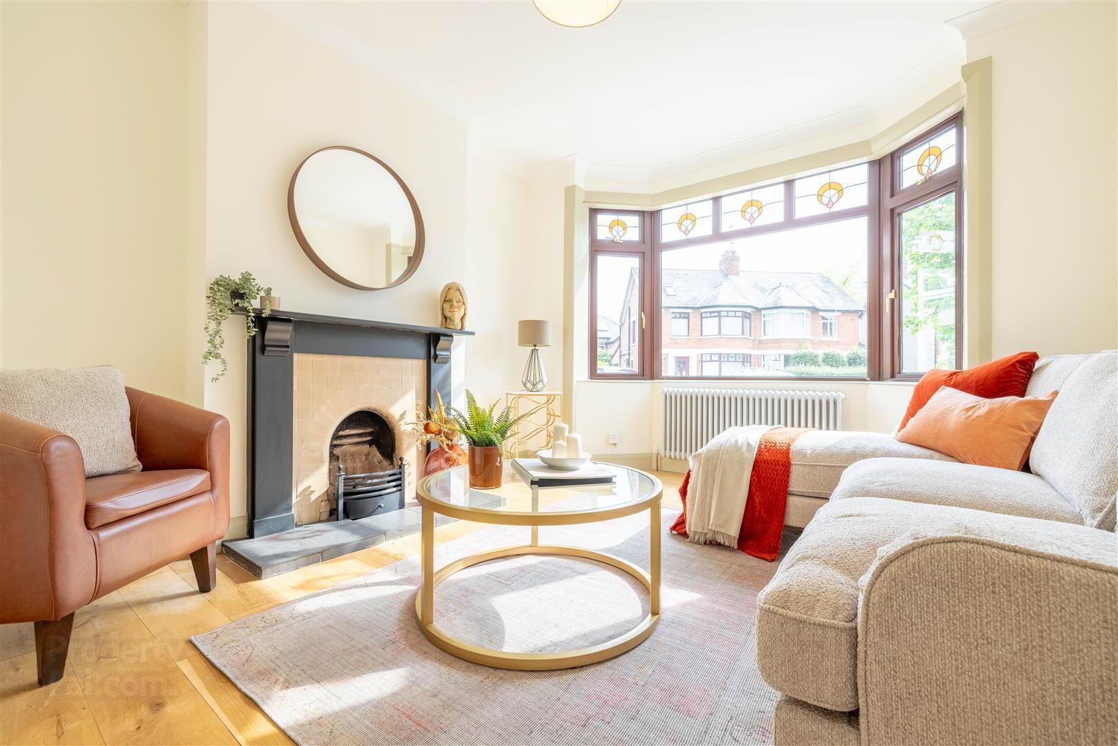 8 Ravensdene Crescent 4 of 28