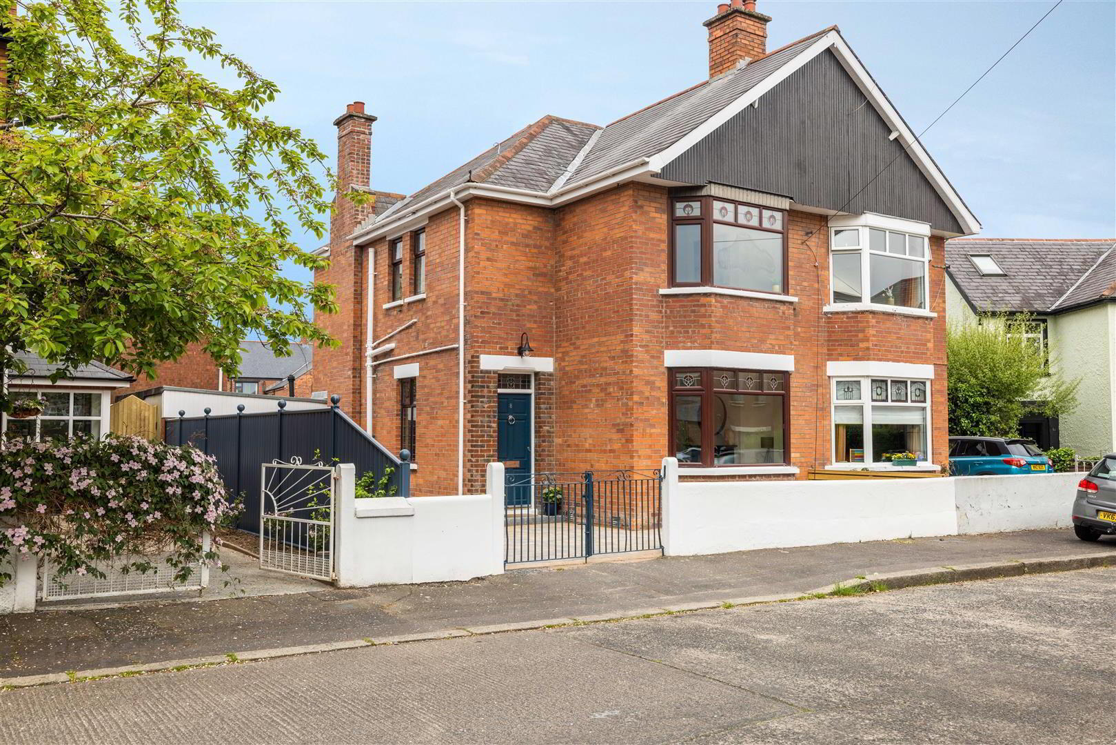 property description image