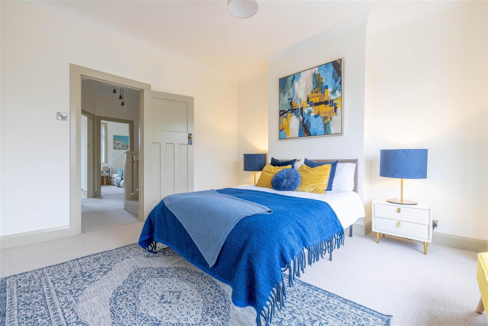 8 Ravensdene Crescent 15 of 28