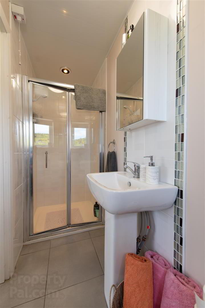 36 Lisburn Road 24 of 49