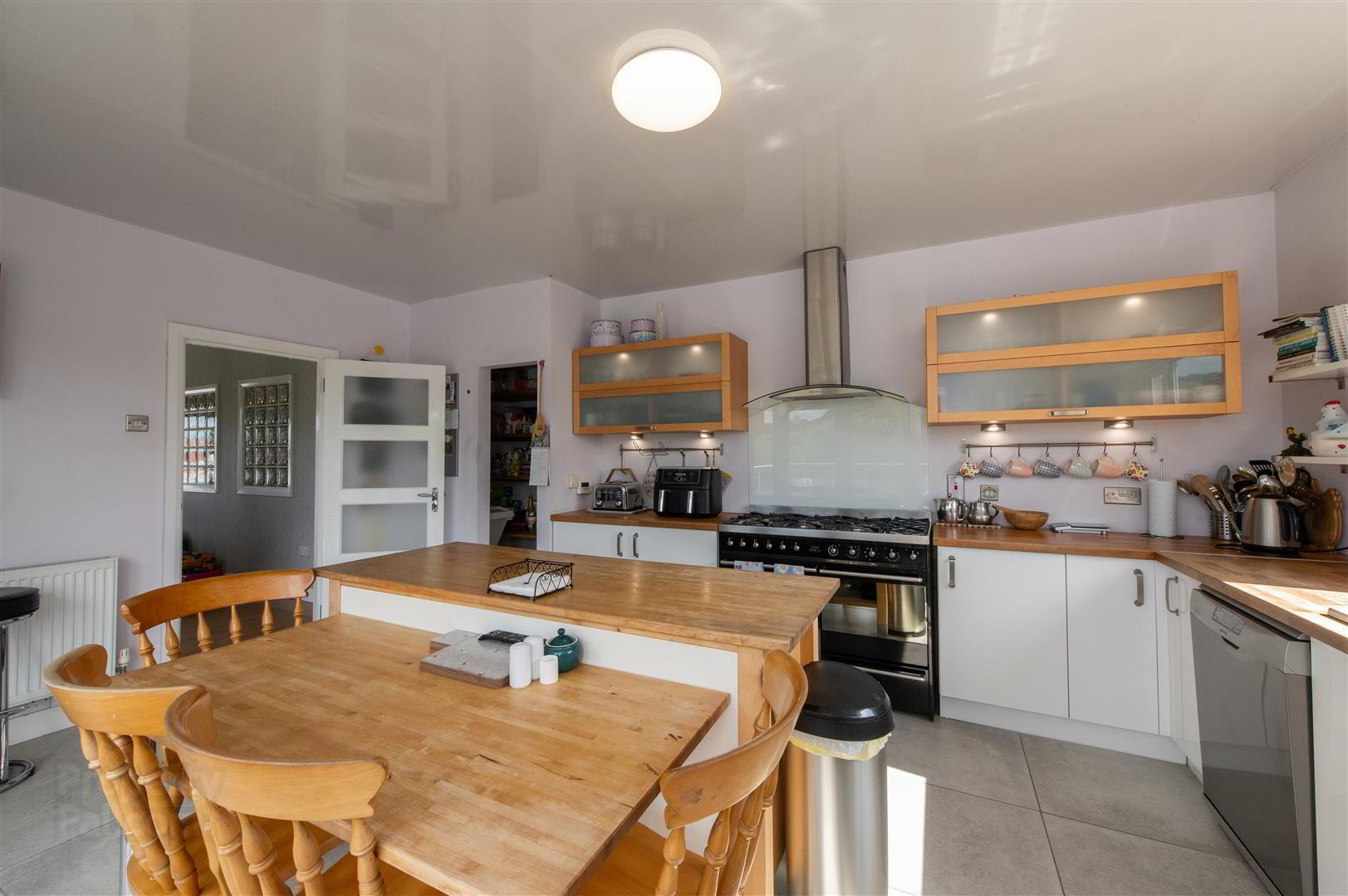 36 Lisburn Road 19 of 49