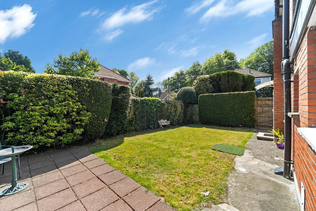 10 Ascot Gardens 24 of 30