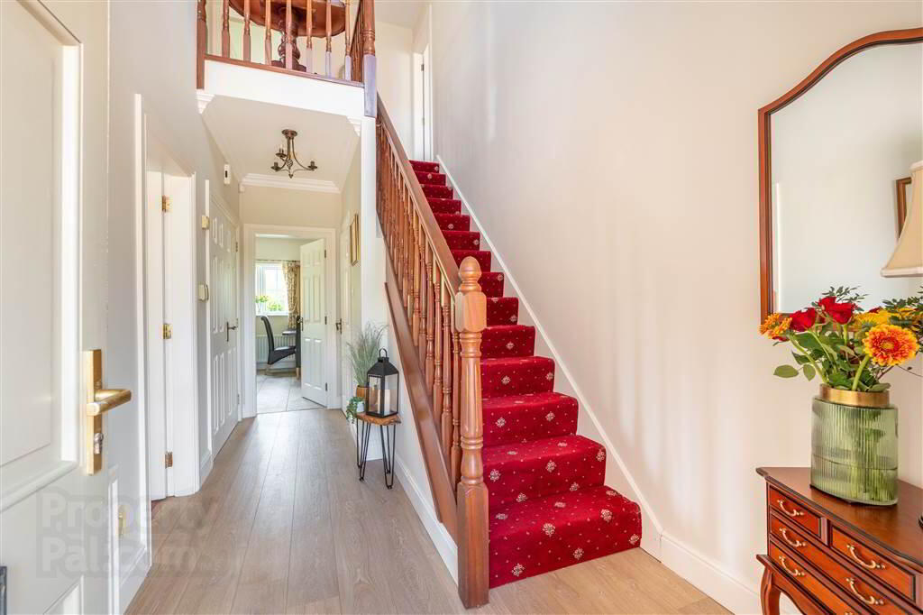 7 Shellinghill Lane 4 of 52